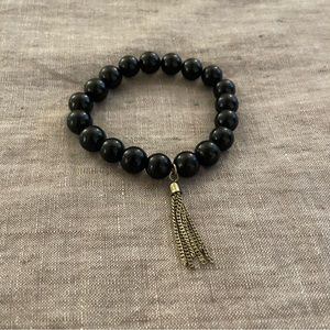 Black beaded bracelet